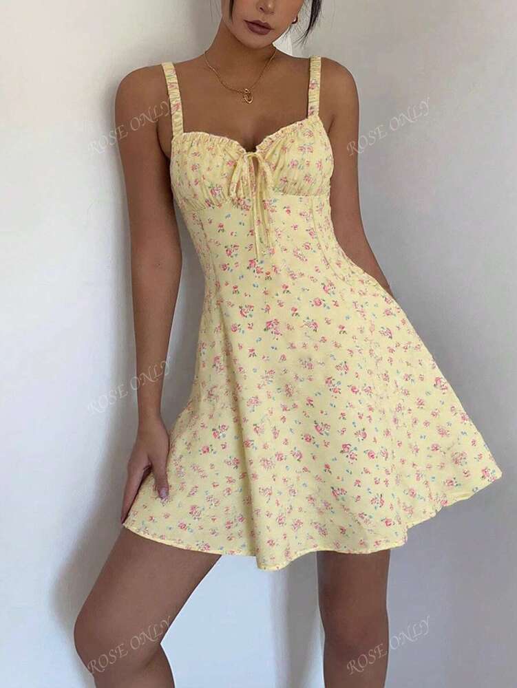 Women's Ditsy Floral Spaghetti Strap Backless Mini Dress Sexy Elastic Summer Outfit Vacation Beach Holiday Photoshoot Daily Casual Wear