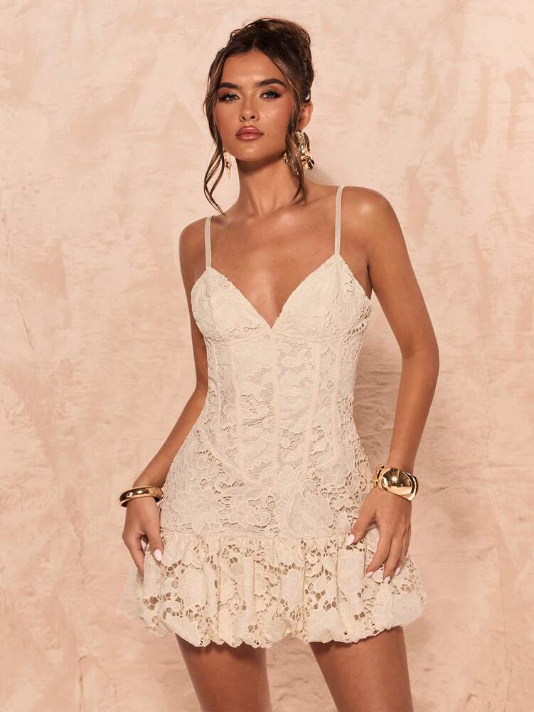 Women's Apricot Lace Suspender Mini Dress With Split Bubble Skirt Elegant Summer Outfit Vacation Party Wedding Guest Graduation Style