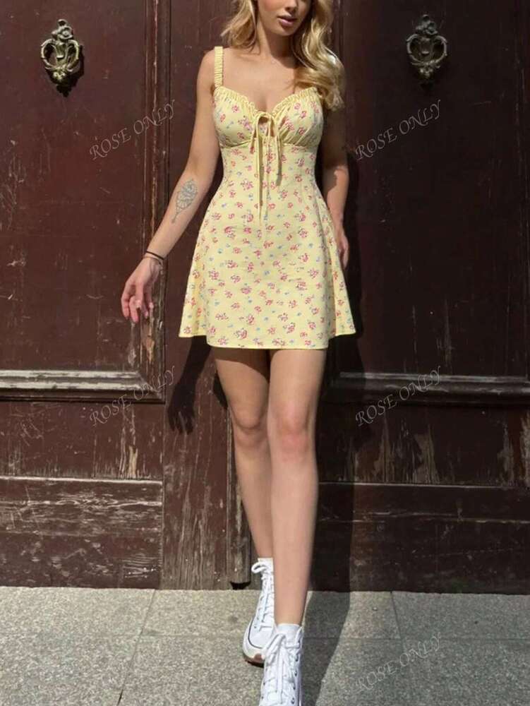 Women's Ditsy Floral Spaghetti Strap Backless Mini Dress Sexy Elastic Summer Outfit Vacation Beach Holiday Photoshoot Daily Casual Wear